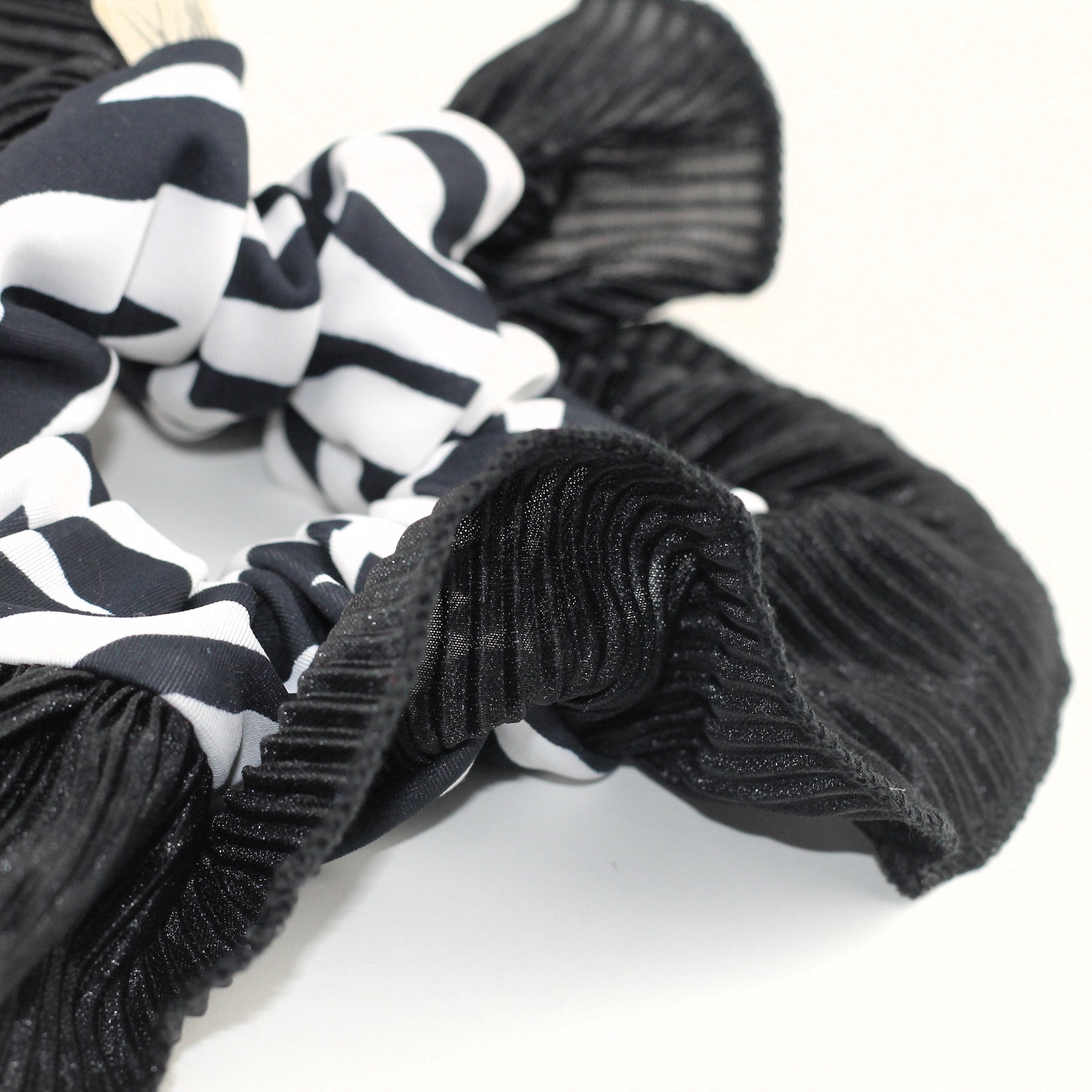 Oversized Scrunchie - Savanna Chic Single