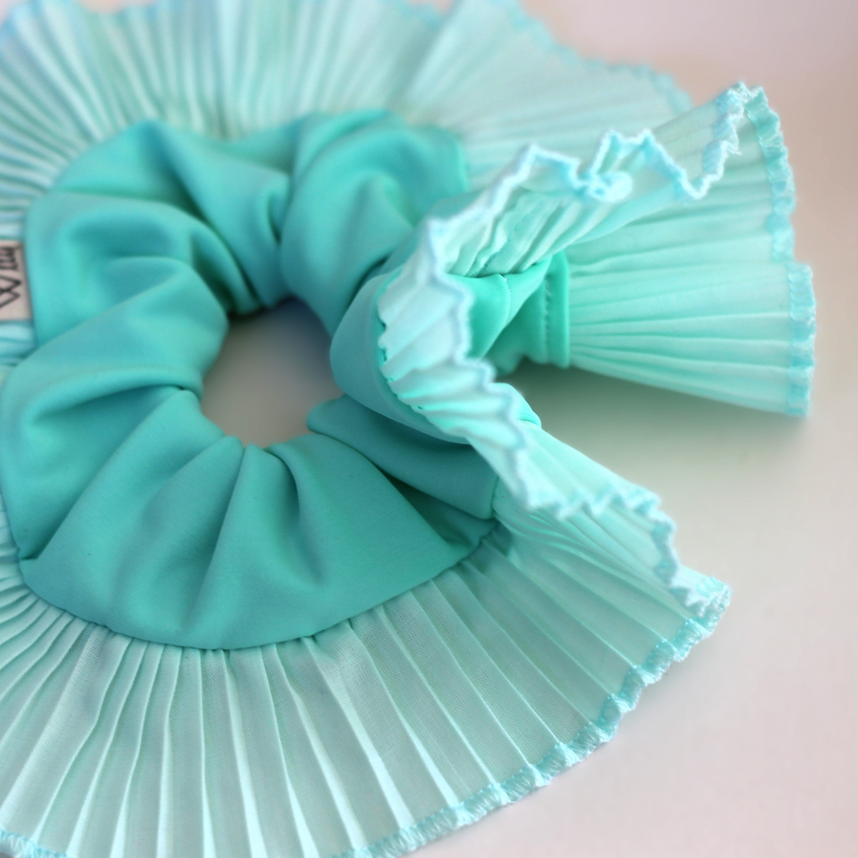 Oversized Scrunchie - Tiffany Single